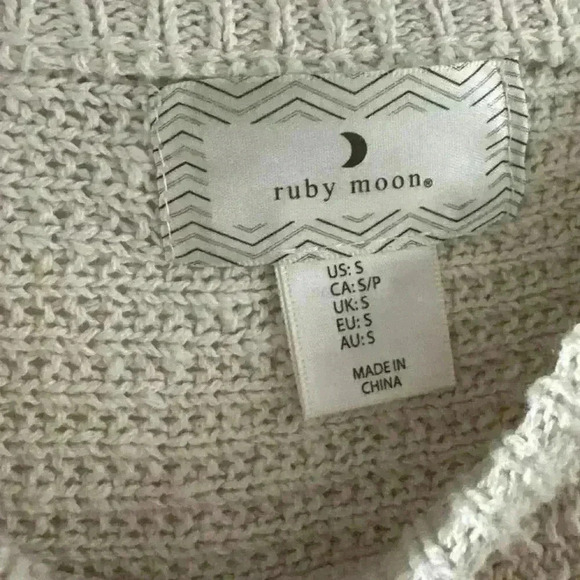 Women’s Ruby Moon Oatmeal Cream Fringe Cotton Sweater Size Small - Picture 3 of 4